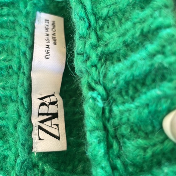 Zara kelly Green bright cropped Zara sweater ribbed shrug M chunky knit oversize - Picture 2 of 2